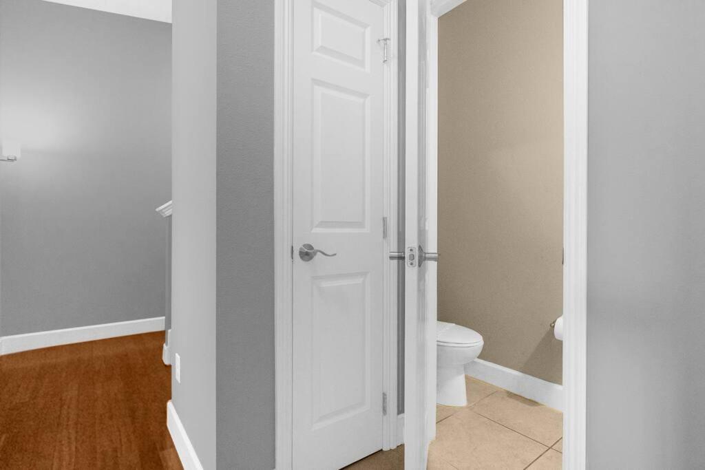 Vibrant 4Br Family Townhome 1 Mile From Disney World And Disney Springs Orlando Exterior photo