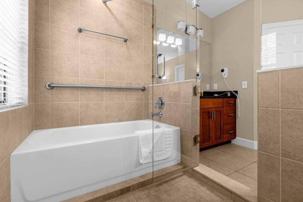Vibrant 4Br Family Townhome 1 Mile From Disney World And Disney Springs Orlando Exterior photo